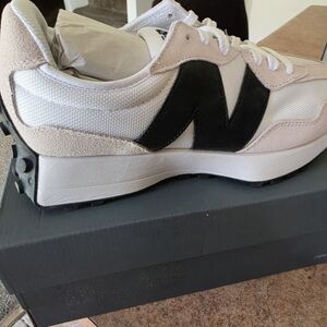 New Balance Gray Shoe Box Label MS327CWB